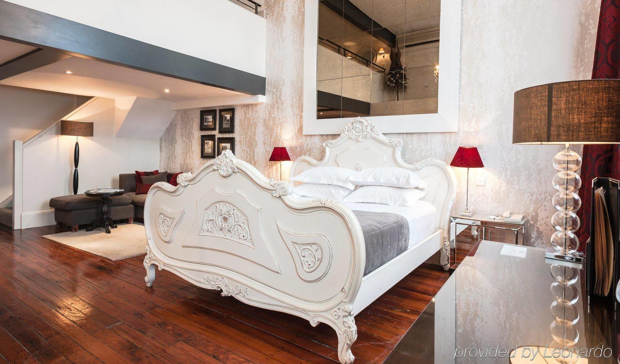 Great John Street 4*