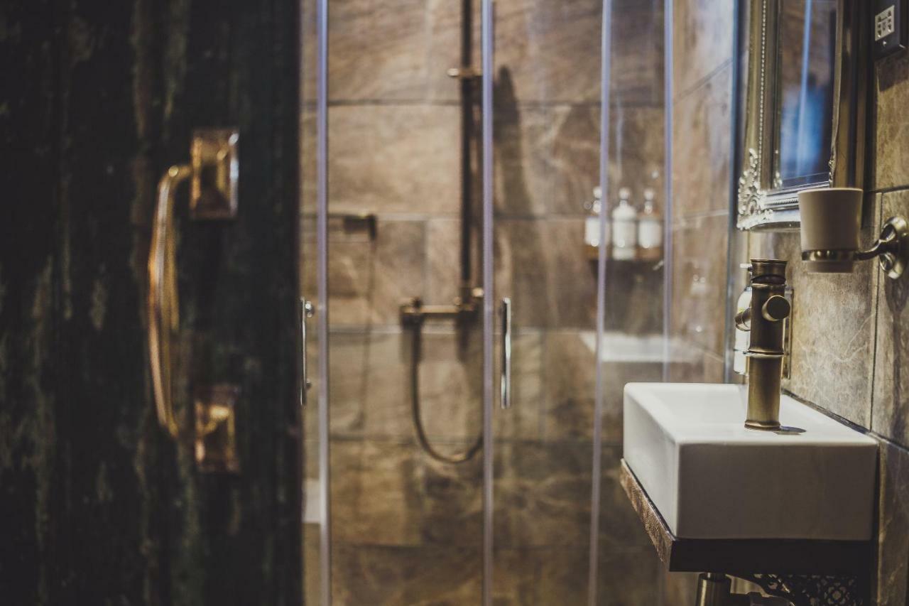 The Cow Hollow 4* Manchester