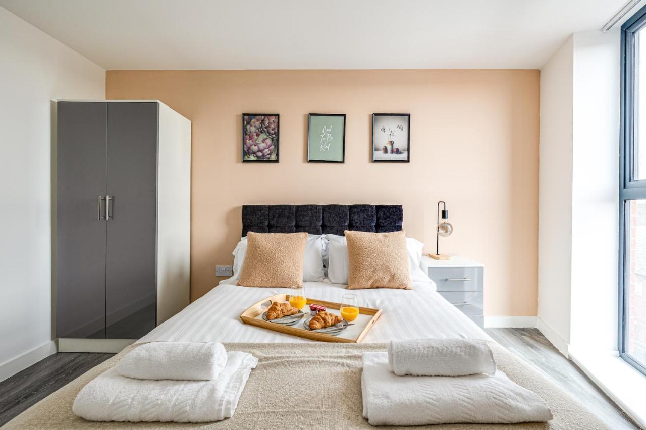 Stunning 2 Bed With Free Parking Close To Cc Manchester
