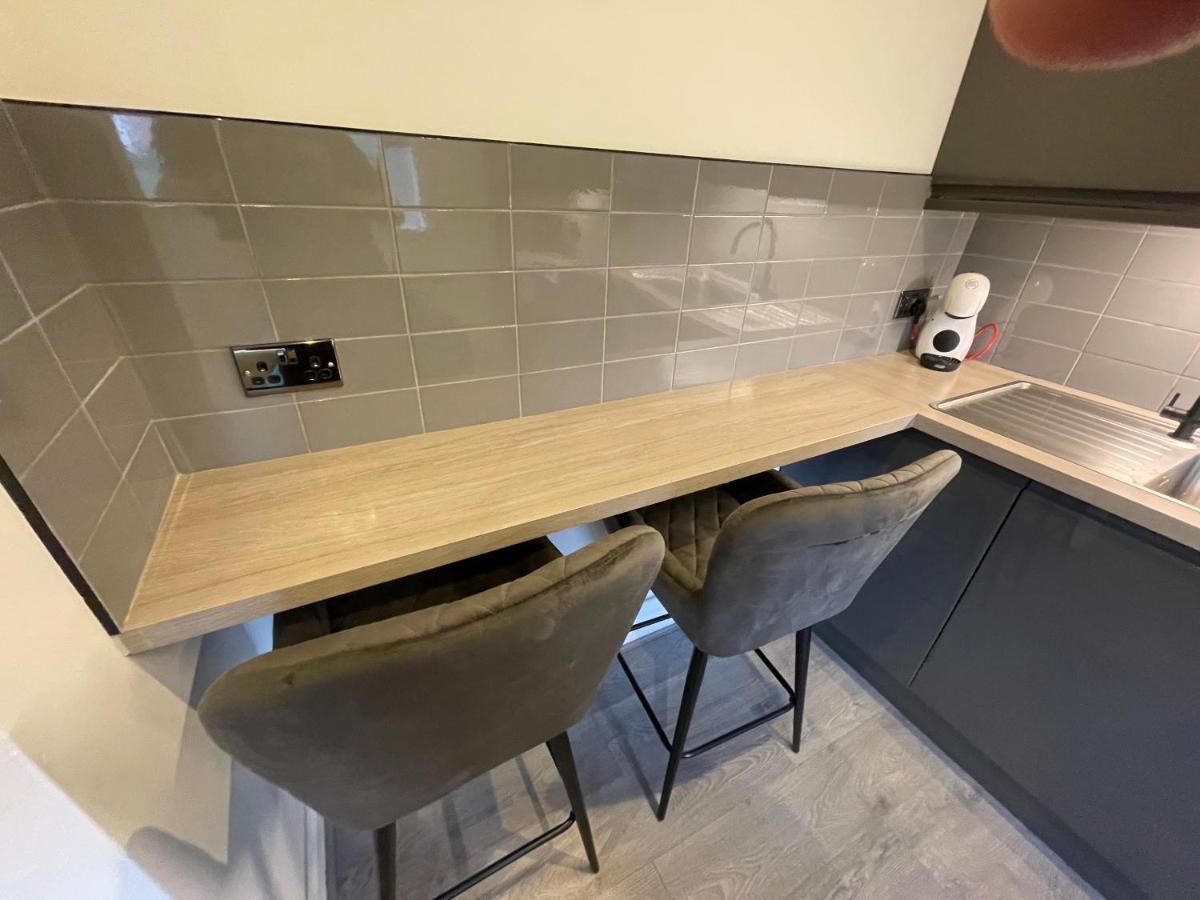 Modern Cosy 1 Bed Near Centre~double Bed~parking * Manchester