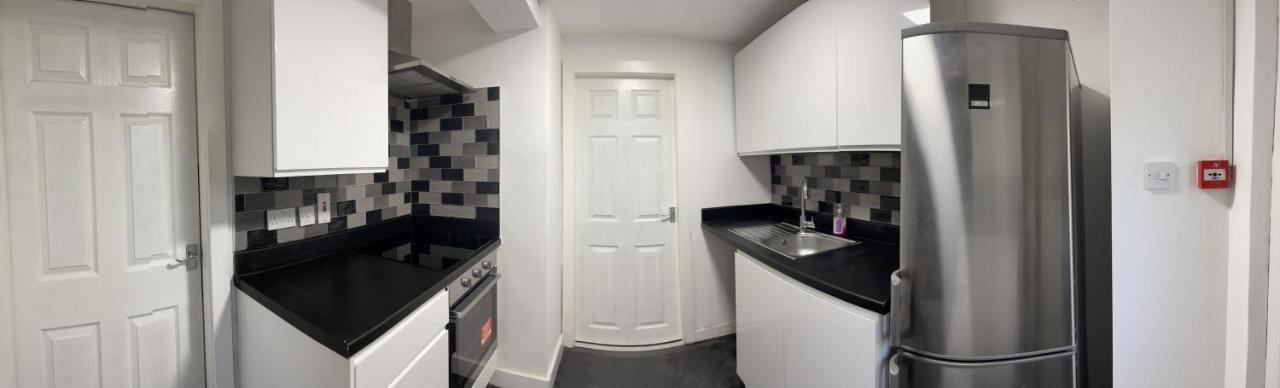 Apartment The Crescent, Flat 1 - Stockport,