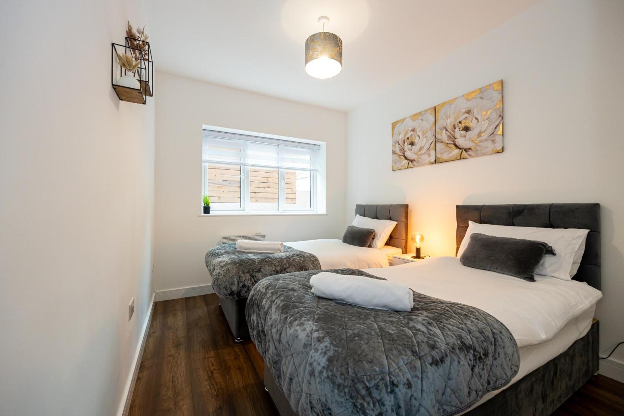 Apartment Vibrant 2Br Apartment In Chorlton, Free Parking