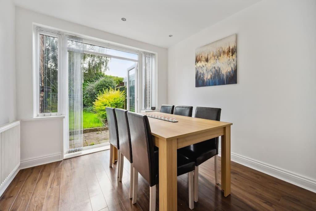 House In Heald Village Holiday home