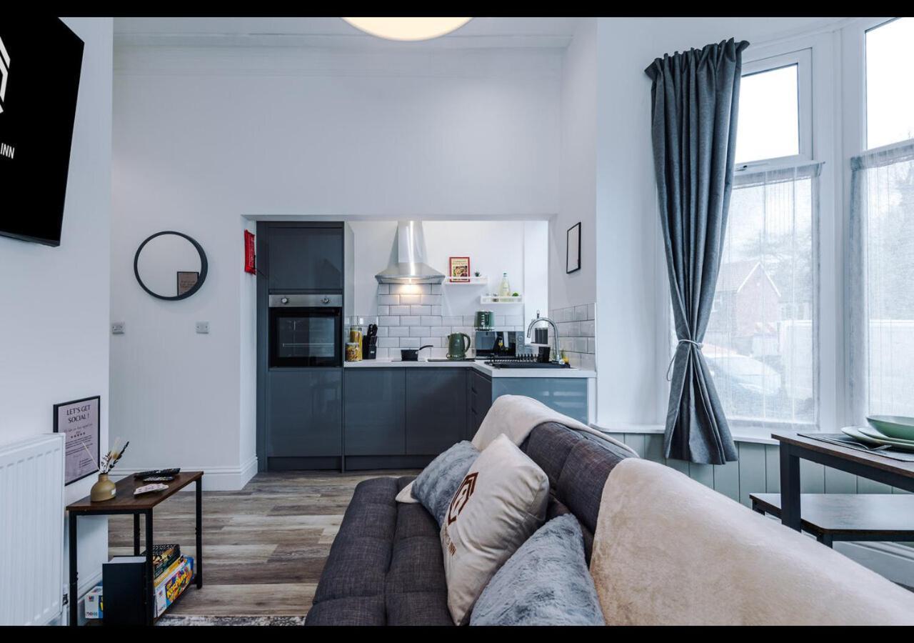 Entire Cozy Apt, Prime Location & Free Parking