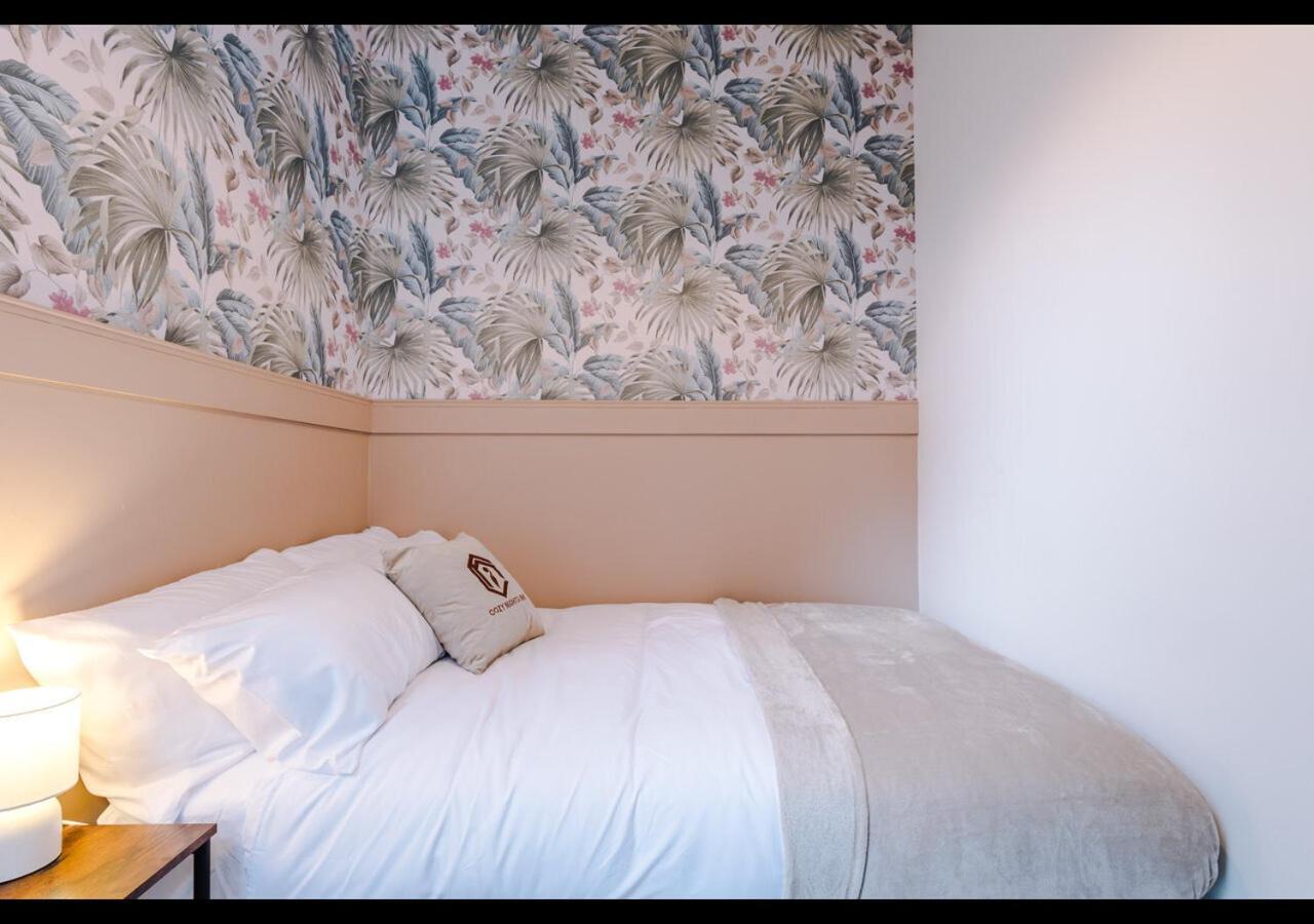 Appartement Entire Cozy Apt, Prime Location & Free Parking *
