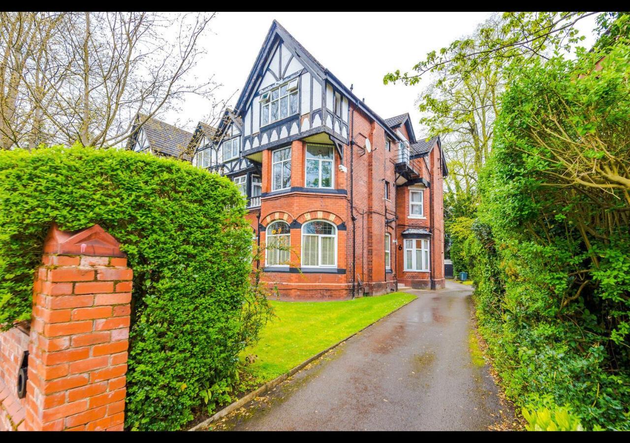 Entire Cozy Apt, Prime Location & Free Parking * Manchester