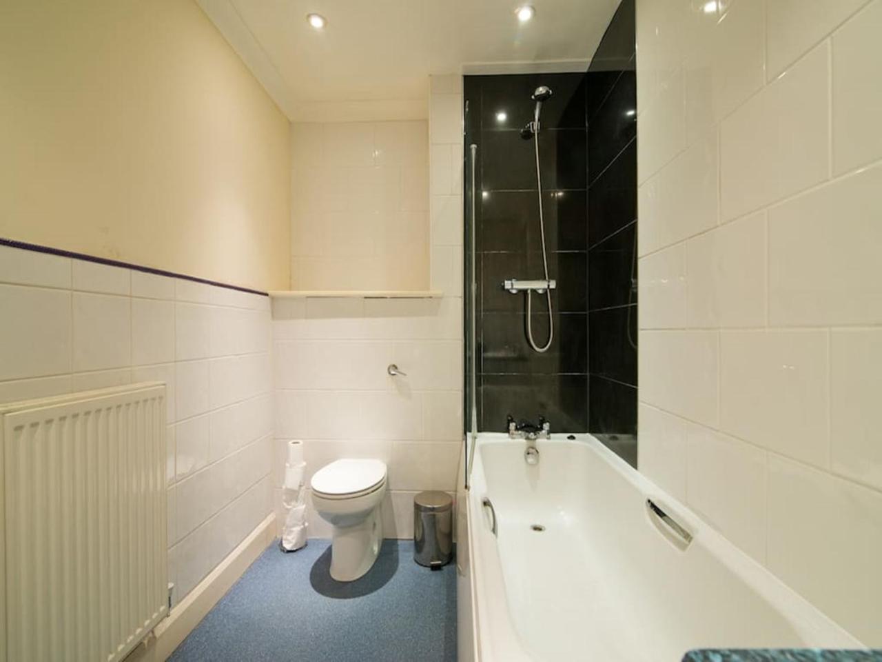 Long Reduced Rates 3p Apartment Manchester
