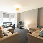 Cosy Holiday Home In Manchester Near Science Museum