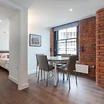 Stylish 1 Bed Apartment In Manchester City Centre