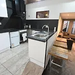 Penthouse Warehouse Slps 18
