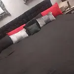 Manchester Party Pad