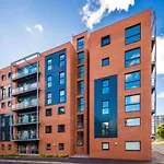 2 Bedroom Apartment Manchester Hosted By MCR Dens