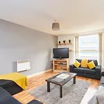 Stylish Manchester Gem - Sleeps 10!