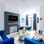 R&R Nr Mediacity 4 Bedrms, 6 Beds, Free Parking