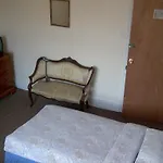 The Commercial Hotel