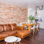 Manchester Apartments By Bevolve - City Centre 2