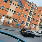 Cosy One Bedroom Flat Near Town