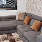 Knutsford House Holidays