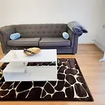 Cosy One Bedroom Flat Near Town