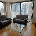 Beautiful 2-Bed Apartment In Manchester Centre