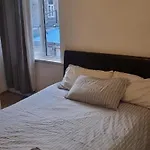 Budget 4 Bedroom House,Entire Place.Sleeps 10