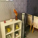 Beautiful Basement En-Suite Room