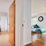 Central Manchester Gem - Sleeps 6
