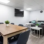 Amazing En-Suite Room In City Centre