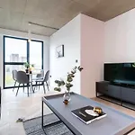 New Build Luxurious 2 Bedroom Apt
