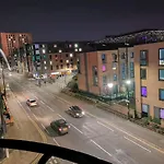 Entire Apartment In Th Heart Of Manchester, M15