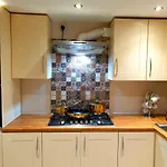Elegant 2 Bed Apartment In Manchester