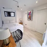 Super Central 1 Bedroom Home In The Heart Of Mcr