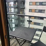 Lovely Serviced Apartment 2Min 2 City Center