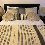 Abbys Apartment Free Street Parking Subject To Availability