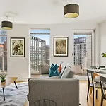 Salford Central - Luxury Apartments By Mgroupsa