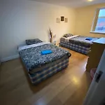Big Room Rusholme With Tv And Private Bathroom-Parking&Wifi