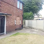 Single Bedroom In Withington M20 1 Single Bed, Rm4