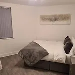 City Apartment Stopzzz