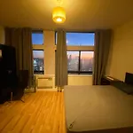 En-Suite Double Room In A Shared Apartment In City Centre