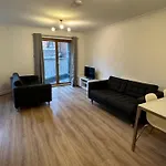 Bigkings Lovely 1Bed Apartment With Free Parking In Central Manchester