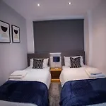 Isinmi Home - Close To Mcr City