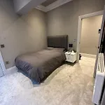 Stunning 2-Bedroom Apartment In The Heart Of Manchester!