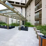 Modern 2 Bed & 2 Bath Manchester City Centre Apartment