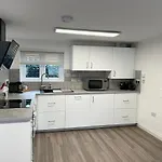 Studio - Stereo Shower Freeparking 5Min To Metro