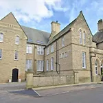 Stableford Hall - Stunning Manchester Apartment