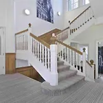 Stableford Hall - Stunning Manchester Apartment
