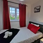 Pet Friendly 3 Bedroom Apartment In Manchester By Sublime Stays