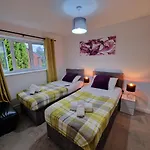 Pet Friendly 3 Bedroom Apartment In Manchester By Sublime Stays