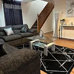 Zenith Apartment