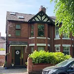 Beautiful Private Room In Levenshulme